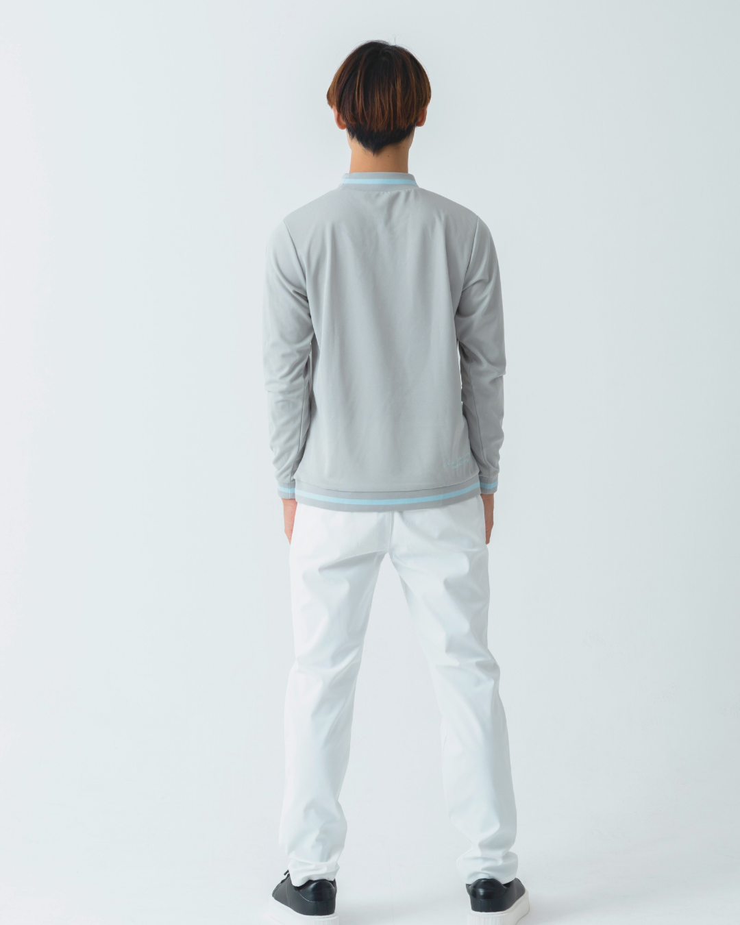 ラインボーダー長袖モックネック