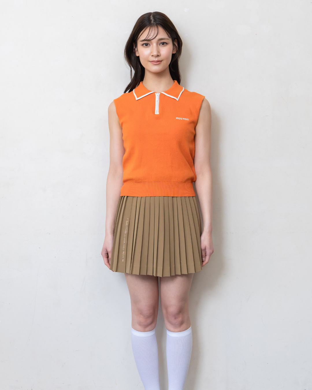 襟付きノースリーブニット